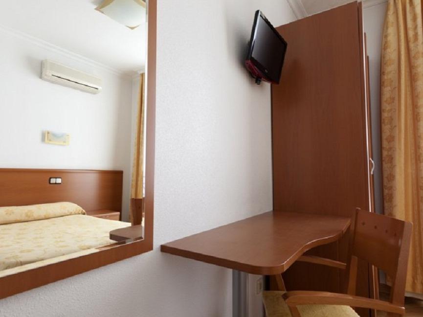 Hostal Jerez マドリード エクステリア 写真